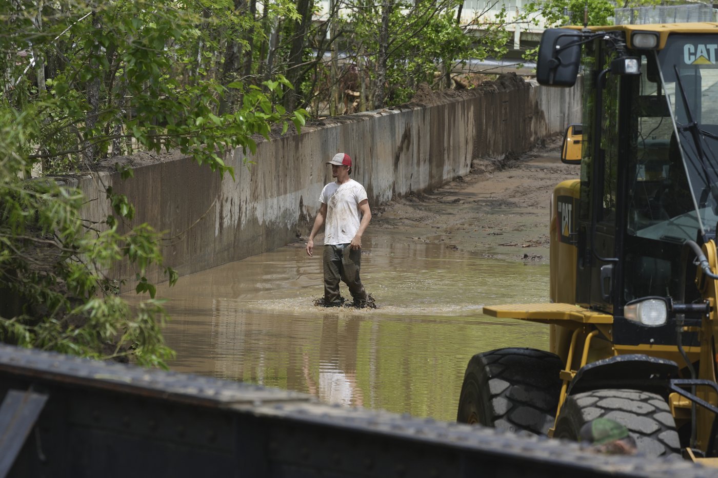 FEMA's acting chief says agency will shift more disaster recovery responsibilities to the states | iNFOnews.ca