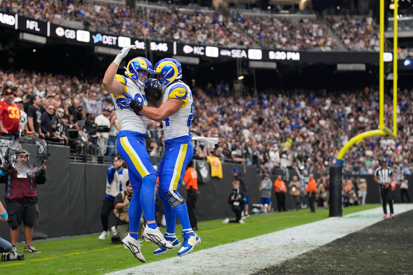 Rams right their season, perhaps reclaim their offensive identity in solid win over Raiders | iNFOnews.ca Rams right their season, perhaps reclaim their offensive identity in solid win over Raiders | iNFOnews.ca