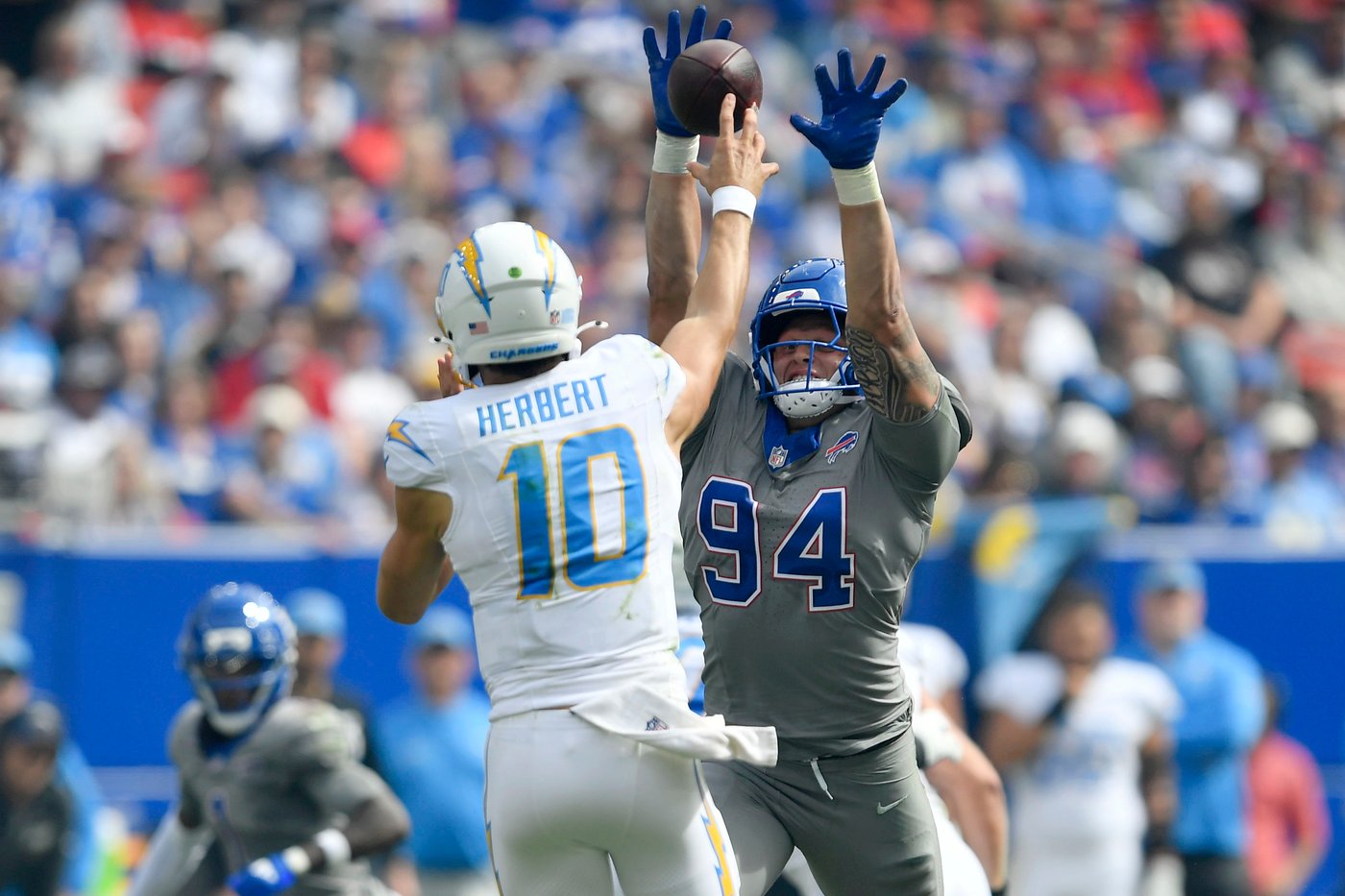 Chargers coach Harbaugh pushes back on suggestion offensive changes needed after latest struggles | iNFOnews.ca Chargers coach Harbaugh pushes back on suggestion offensive changes needed after latest struggles | iNFOnews.ca