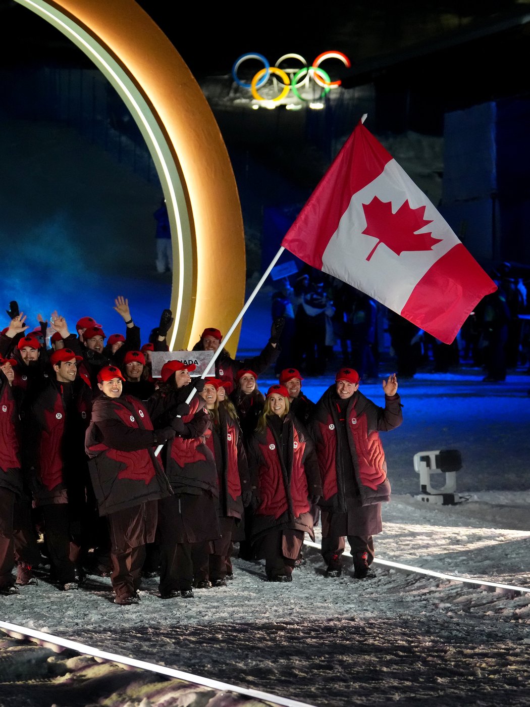 Kingsbury, Thompson carry Canadian flag as Milan Cortina Olympics open across Italy | iNFOnews.ca