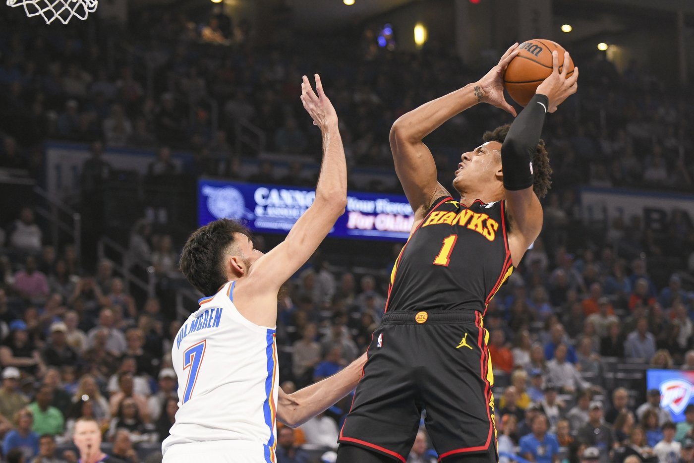 Gilgeous-Alexander's 35 points help Thunder pull away for 128-104 win over Hawks | iNFOnews.ca Gilgeous-Alexander's 35 points help Thunder pull away for 128-104 win over Hawks | iNFOnews.ca