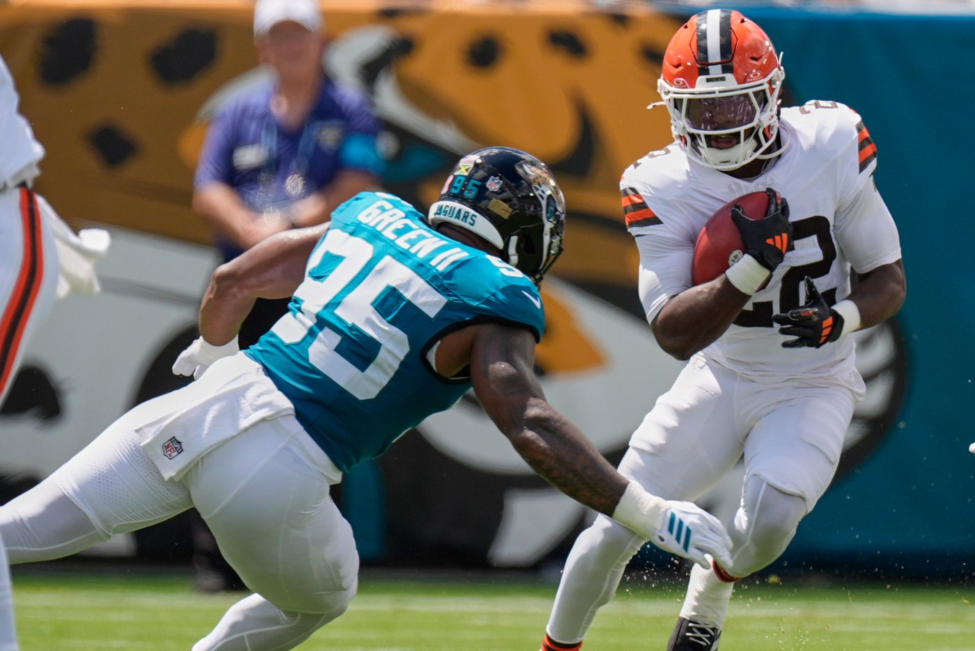 Browns place running back Dylan Sampson on injured reserve | iNFOnews.ca Browns place running back Dylan Sampson on injured reserve | iNFOnews.ca