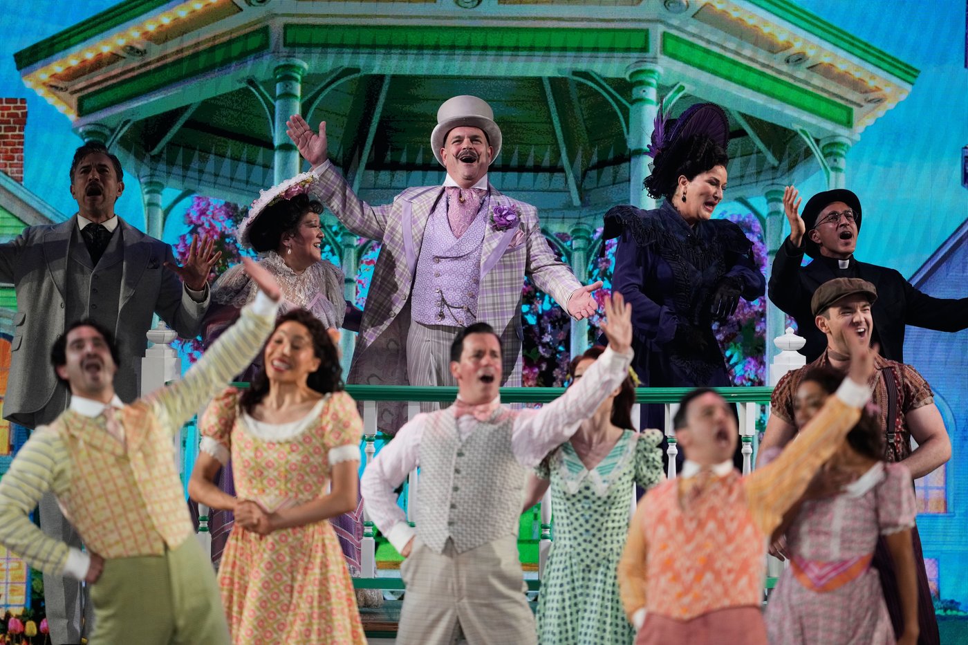 Broadway revivals and 'Liberation' win big at the Tony Awards, hosted by Pink | iNFOnews.ca