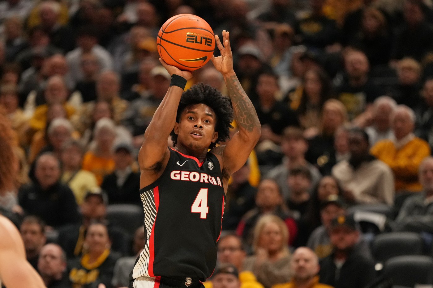 Millender's three-point play in final seconds lifts No. 21 Georgia past Missouri 74-72 | iNFOnews.ca