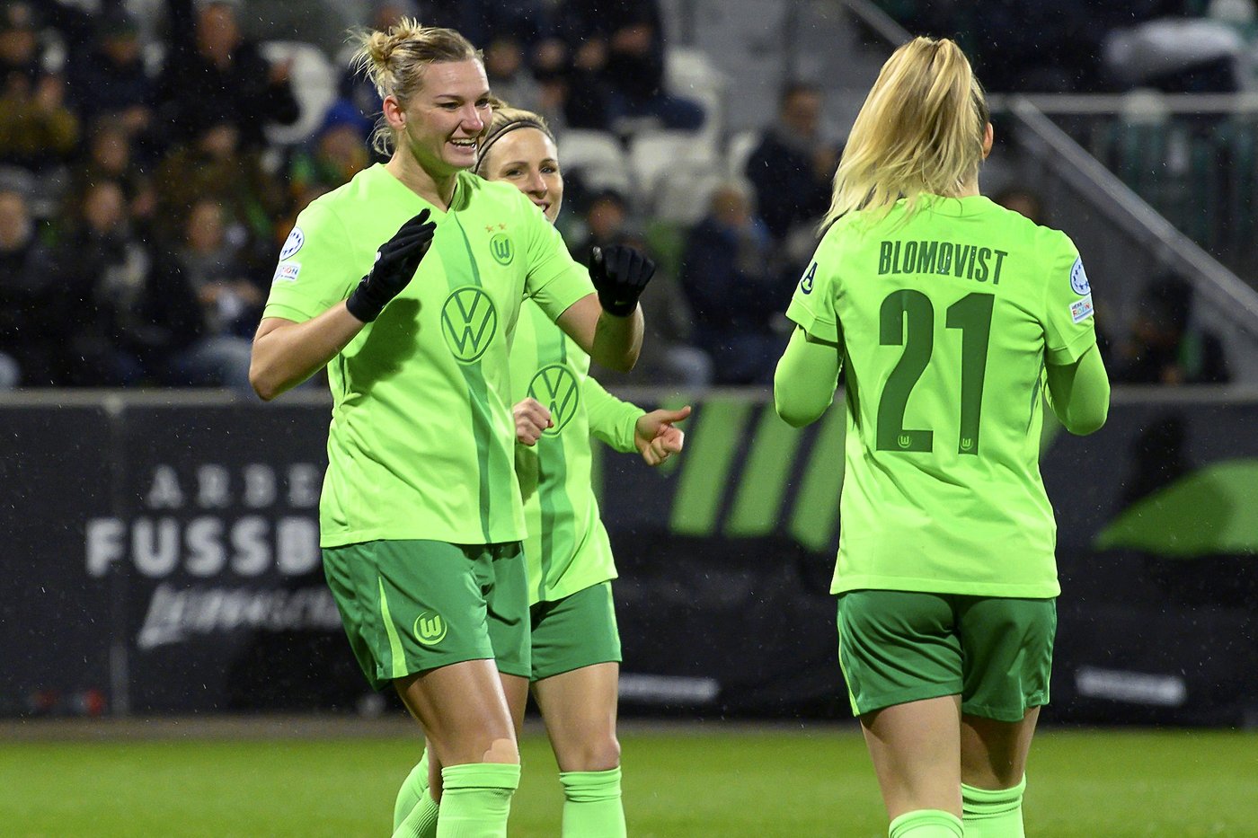 Lyon late surge routs Roma in Women's Champions League. Chelsea, Real Madrid also into quarterfinals | iNFOnews.ca Lyon late surge routs Roma in Women's Champions League. Chelsea, Real Madrid also into quarterfinals | iNFOnews.ca