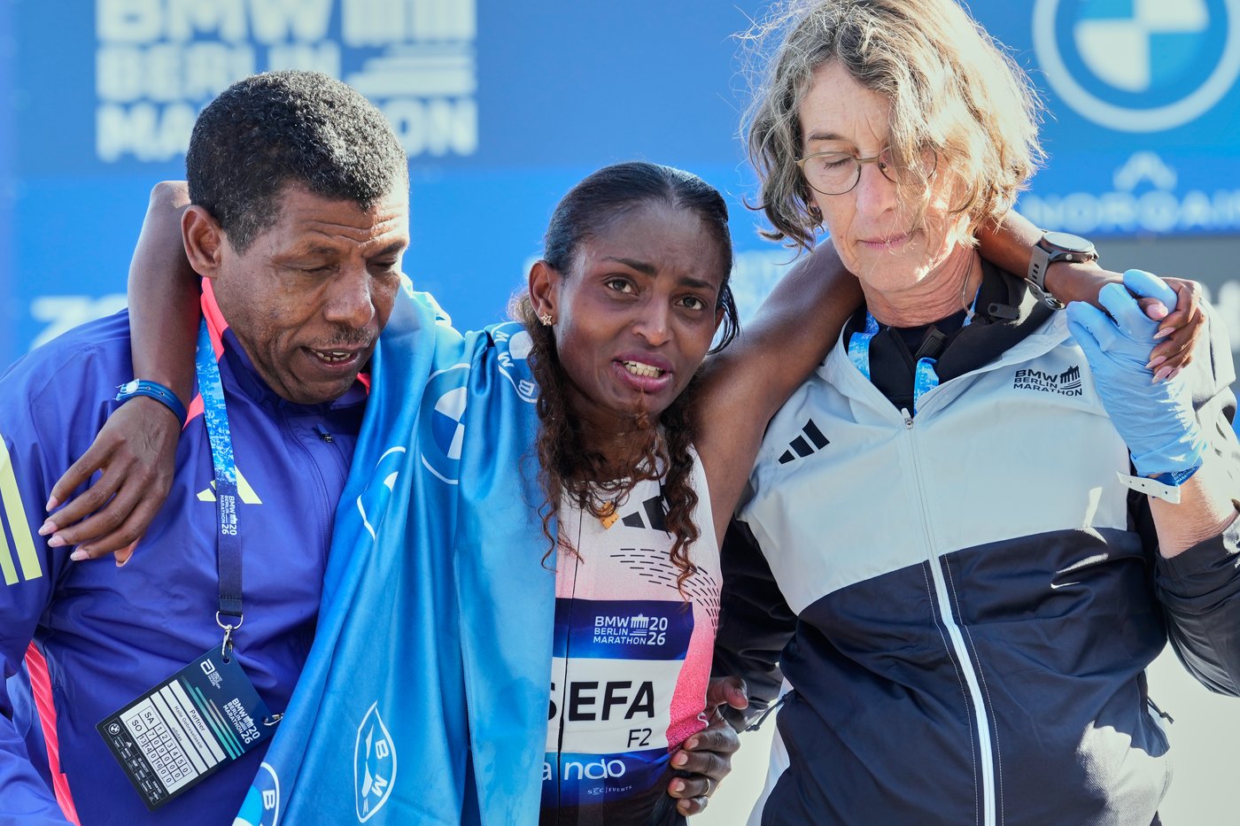 Cramps derail Tigst Assefa's world record as Guye Adola wins Berlin Marathon | iNFOnews.ca Cramps derail Tigst Assefa's world record as Guye Adola wins Berlin Marathon | iNFOnews.ca