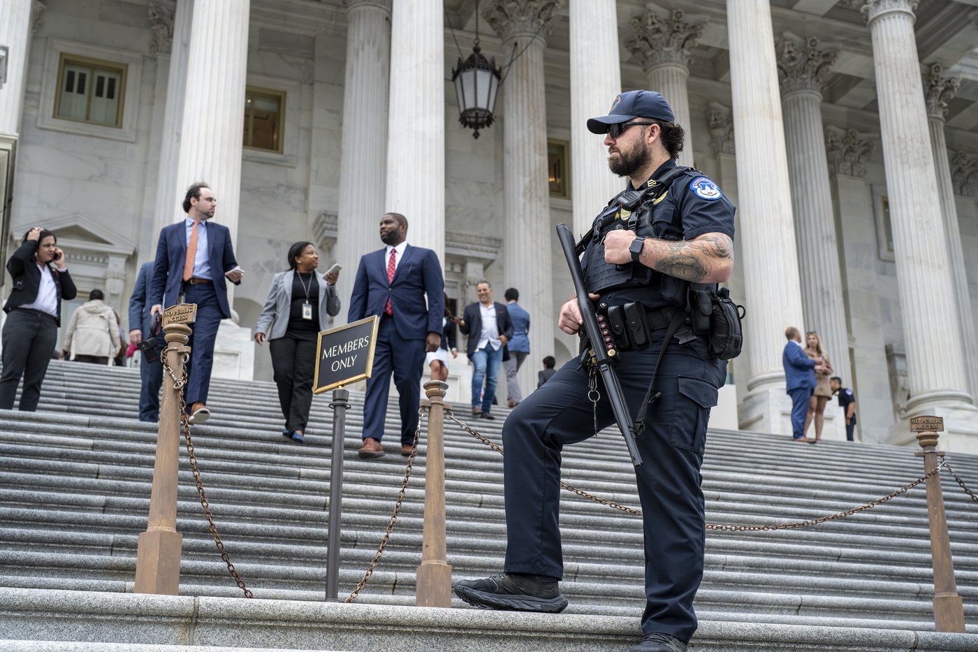 After a chaotic Congress, lawmakers head home to ask voters: How about another term? | iNFOnews.ca