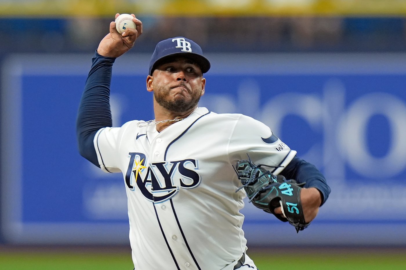 Freddy Peralta, Jonathan Aranda help Rays beat Astros 14-4 to sweep series | iNFOnews.ca