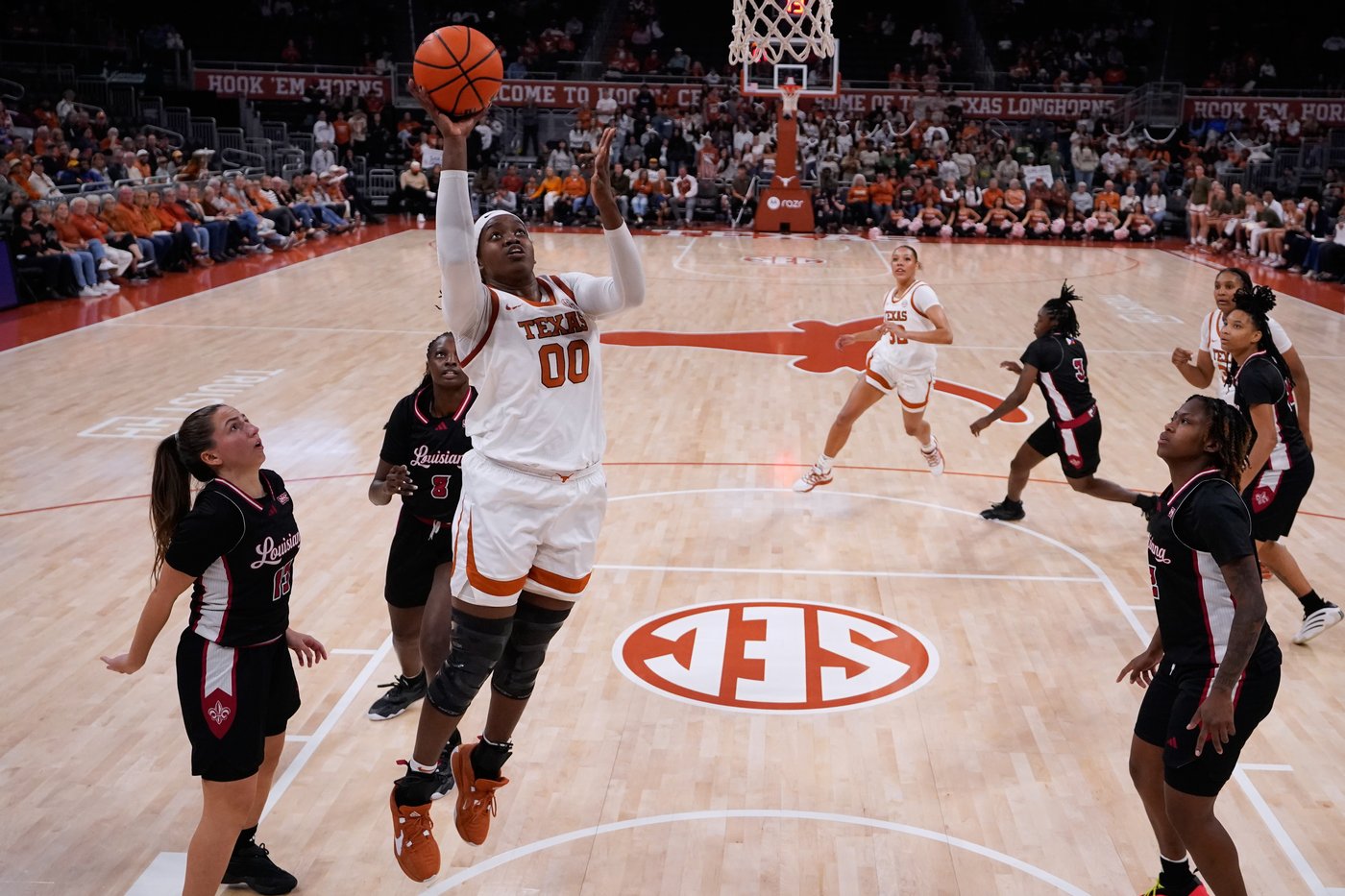 Kyla Oldacre's 19 points, 7 rebounds leads No. 4 Texas to 100-38 win over Louisiana-Lafayette | iNFOnews.ca Kyla Oldacre's 19 points, 7 rebounds leads No. 4 Texas to 100-38 win over Louisiana-Lafayette | iNFOnews.ca