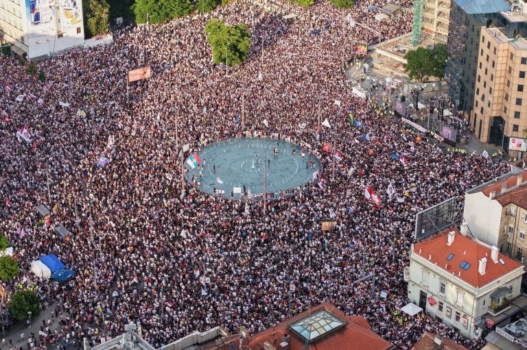 Tens of thousands rally in Serbia against authoritarian President Vucic | iNFOnews.ca