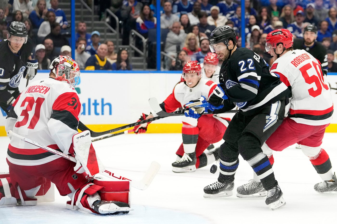 Aho, Svechnikov lead Hurricanes over Lightning to hand coach Rod Brind’Amour a win in his 600th game | iNFOnews.ca