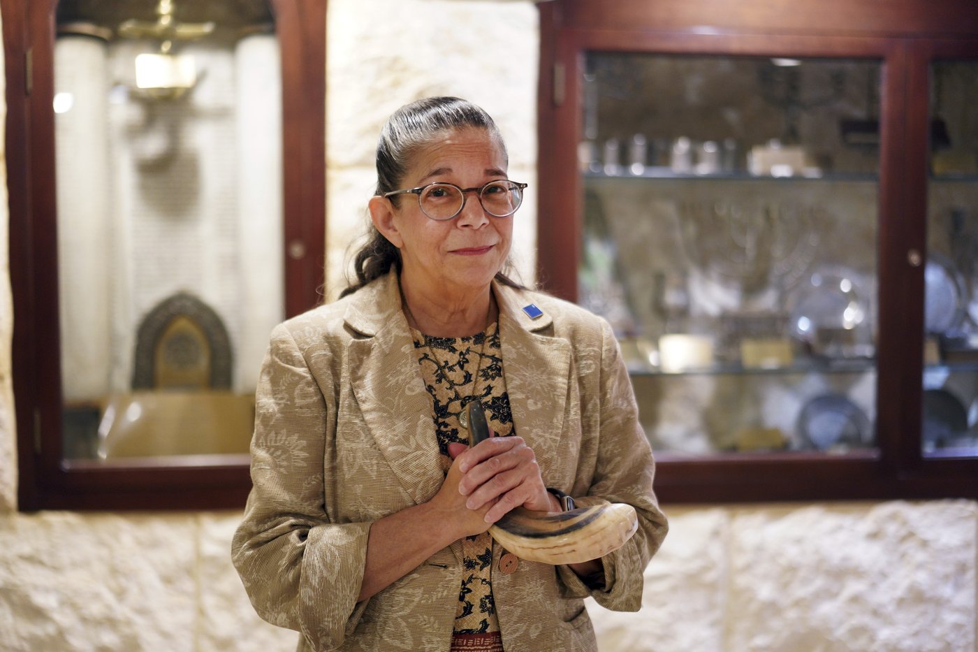 For Pittsburgh Jews, attack anniversary adds to an already grim October | iNFOnews.ca