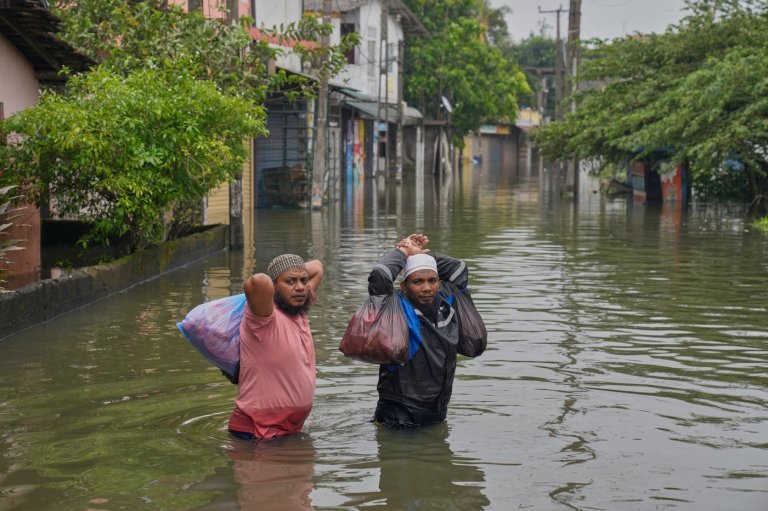 Death toll from floods and mudslides in Sri Lanka rises to 123, with 130 people still missing | iNFOnews.ca