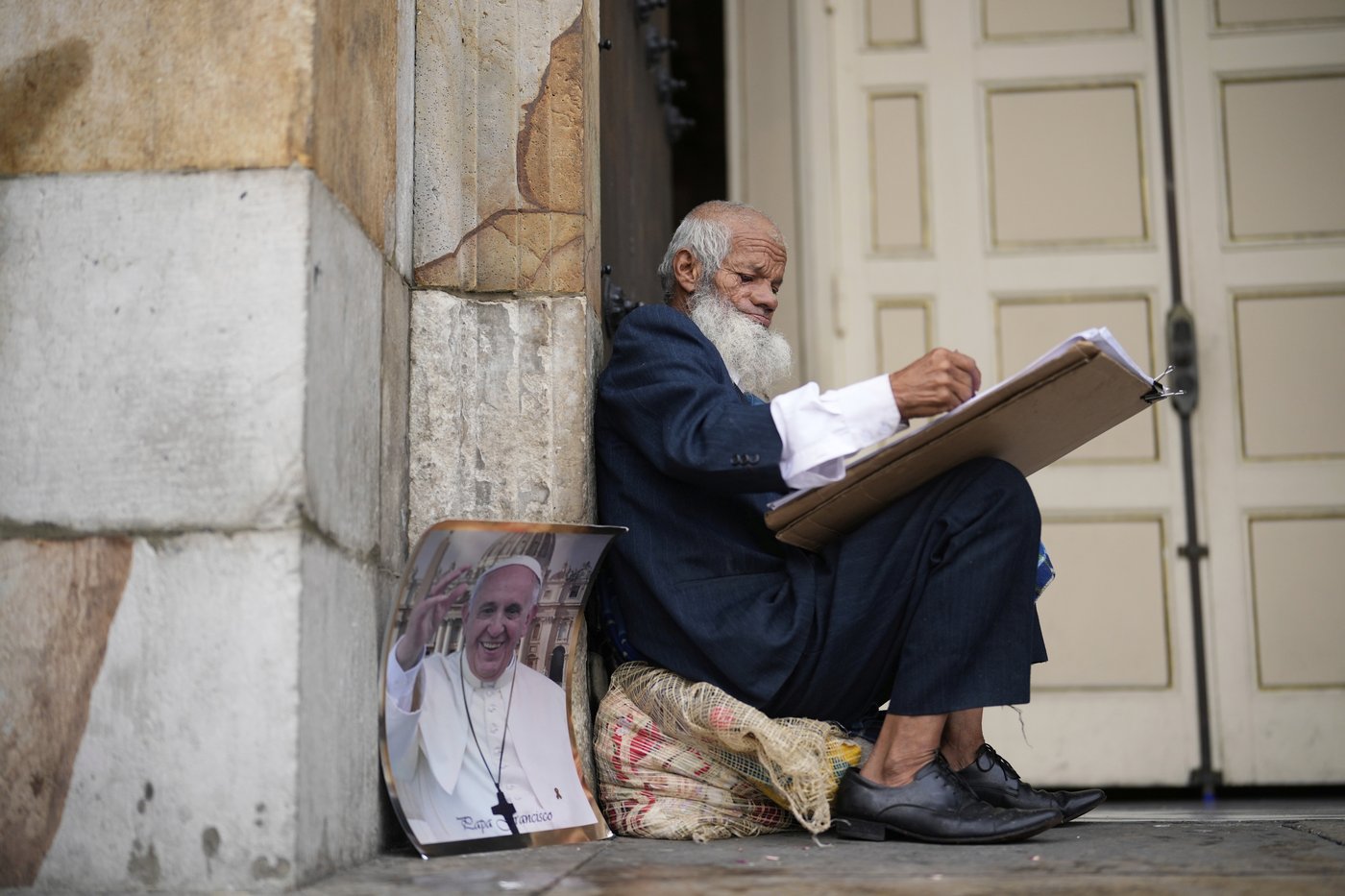 The Latest: Francis is remembered as a ‘pope among the people’ as he is laid to rest | iNFOnews.ca