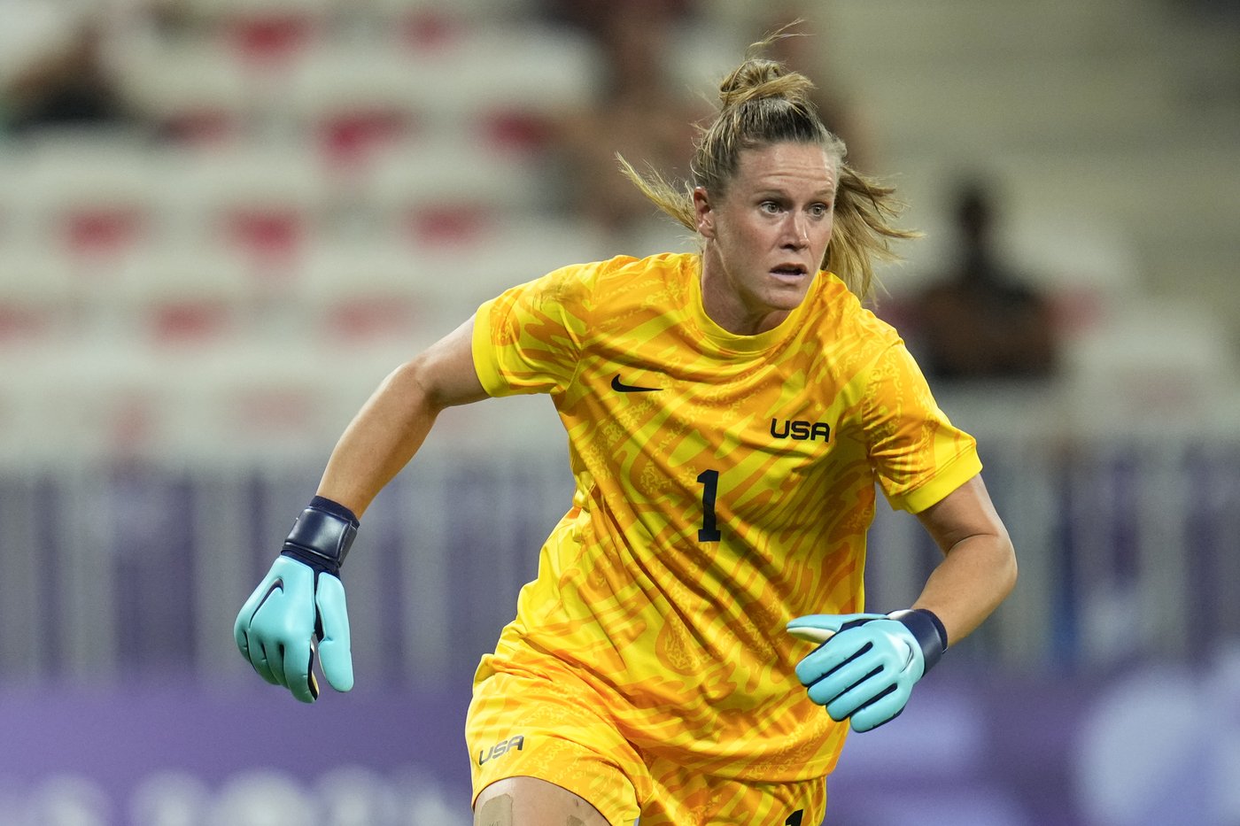 US goalkeeper Alyssa Naeher is retiring from international soccer | iNFOnews.ca