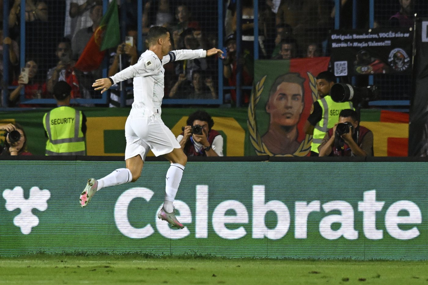 Cristiano Ronaldo scores a stunning goal as he targets a sixth World Cup | iNFOnews.ca Cristiano Ronaldo scores a stunning goal as he targets a sixth World Cup | iNFOnews.ca