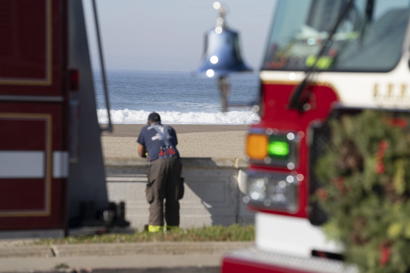 Quake prompts brief tsunami warning on the West Coast. Here's what to know about tsunamis | iNFOnews.ca