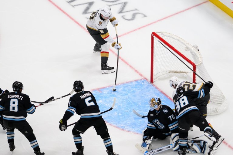 Eichel scores twice as Golden Knights beat Mammoth 4-1 | iNFOnews.ca