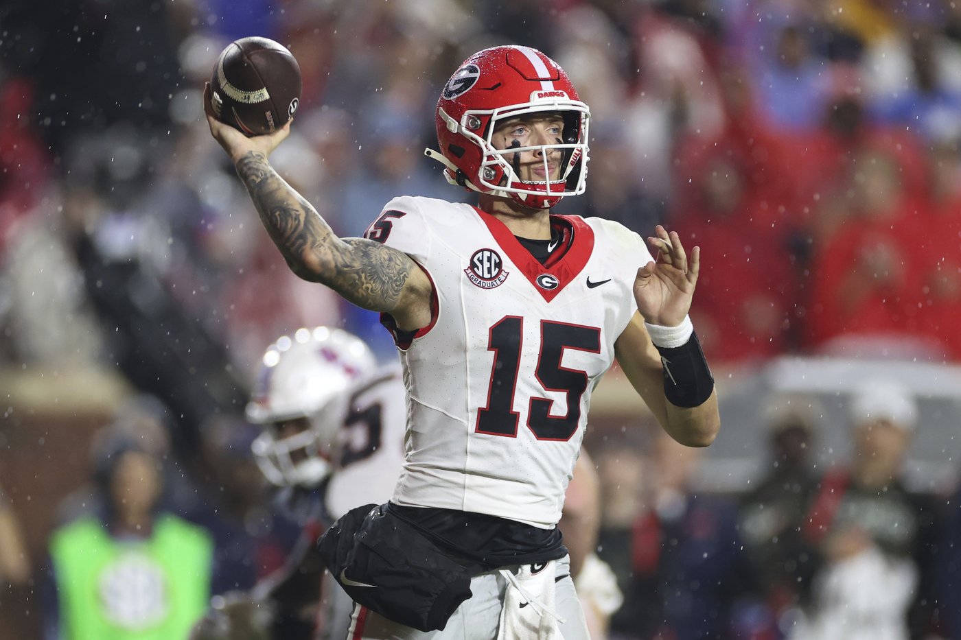 No. 6 Tennessee faces No. 11 Georgia in a de facto playoff game between the hedges | iNFOnews.ca