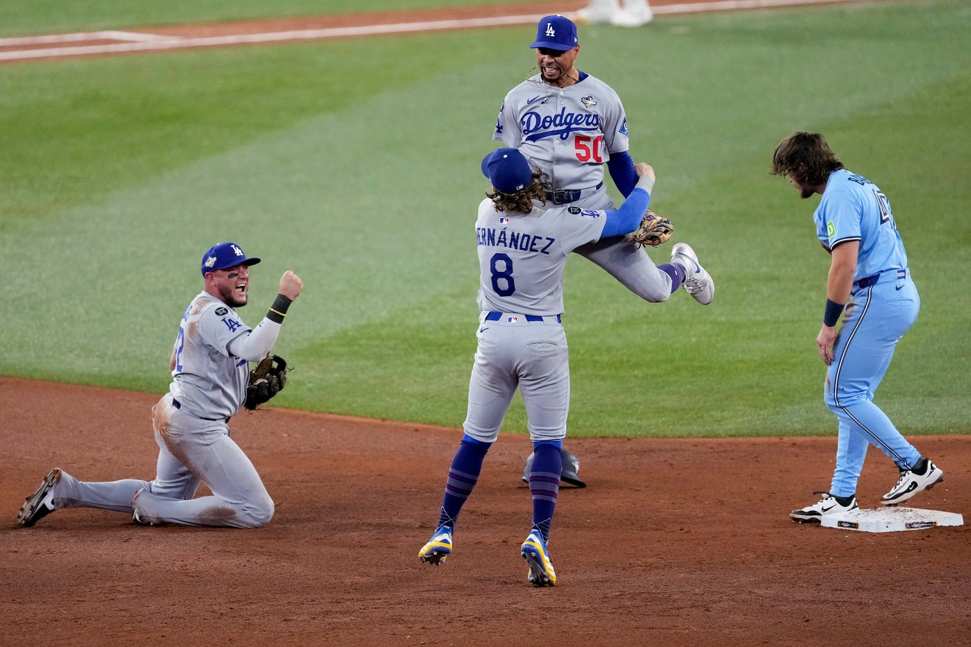 Dodgers force World Series to deciding Game 7 by holding off Blue Jays 3-1 as Yamamoto wins again | iNFOnews.ca Dodgers force World Series to deciding Game 7 by holding off Blue Jays 3-1 as Yamamoto wins again | iNFOnews.ca
