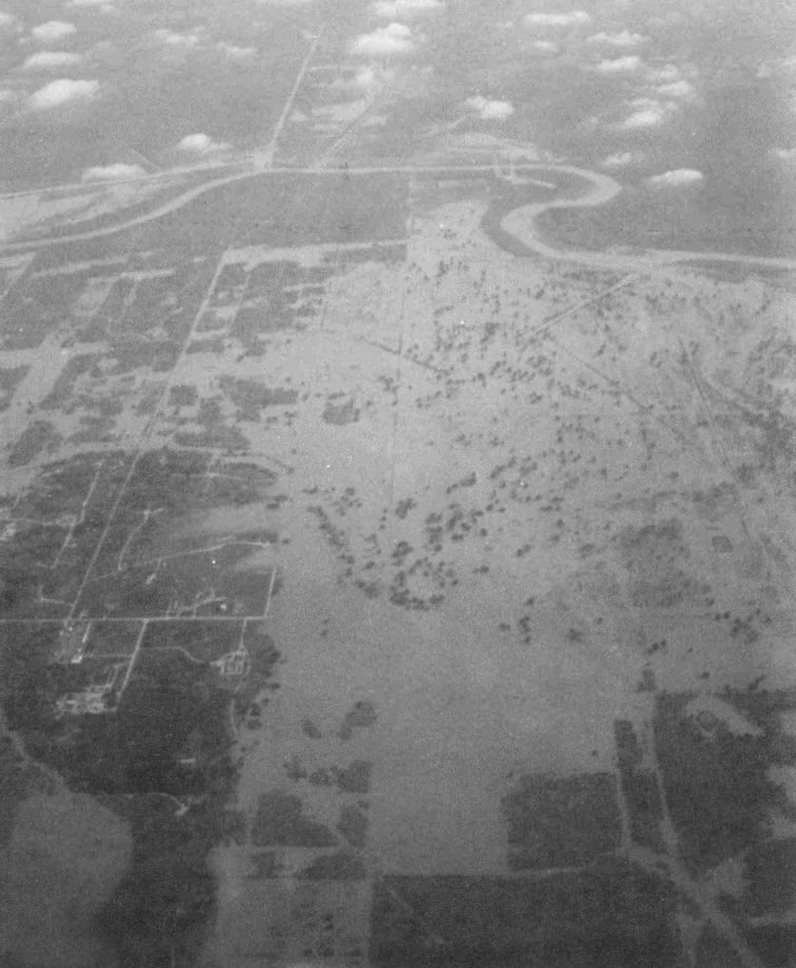 A deadly 1987 flood scarred the same Texas county that is reeling through another disaster | iNFOnews.ca A deadly 1987 flood scarred the same Texas county that is reeling through another disaster | iNFOnews.ca