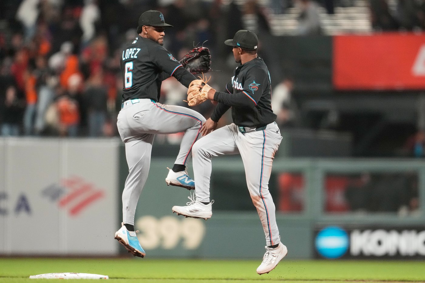 Liam Hicks and Connor Norby each homer, Marlins take down Giants 9-4 | iNFOnews.ca