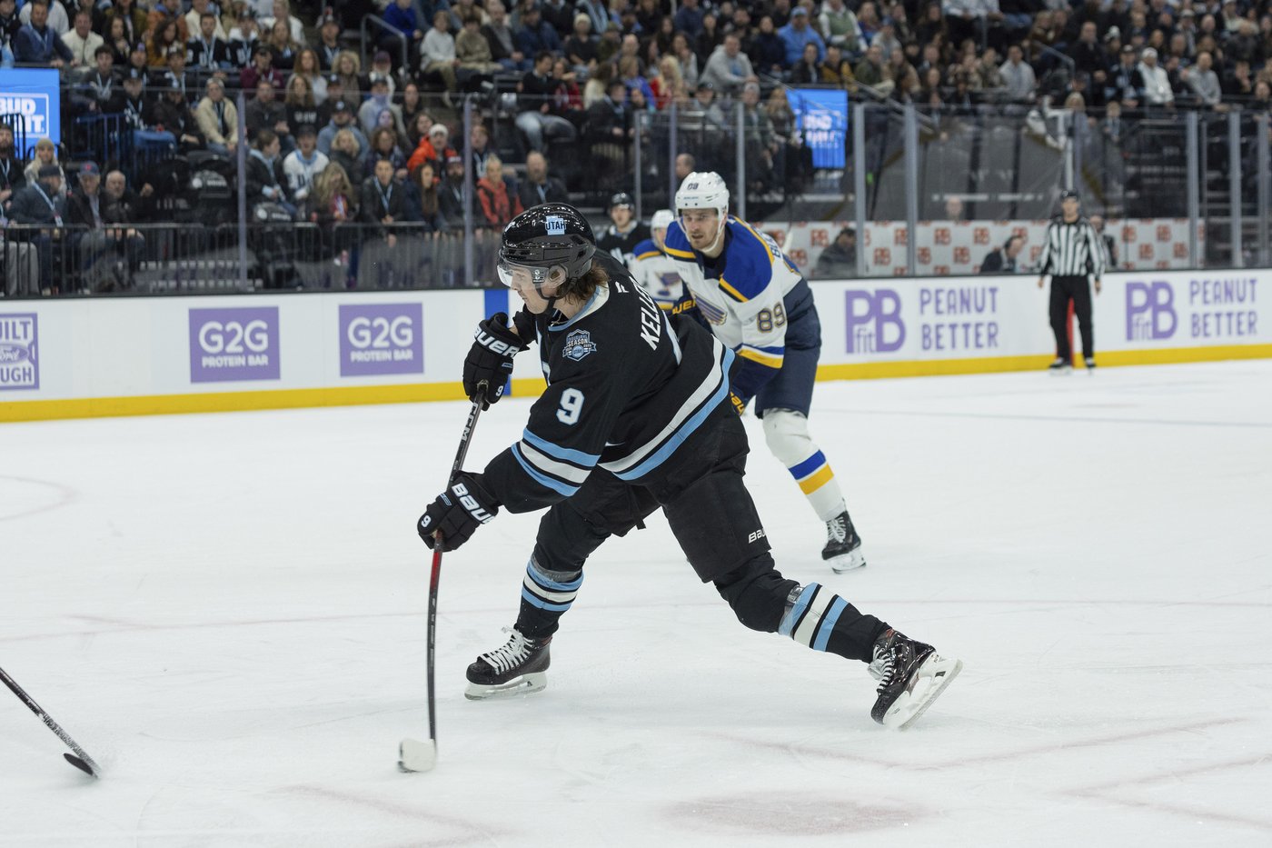 Clayton Keller has goal, 3 assists as Utah beats Blues 4-2 to snap 3-game skid | iNFOnews.ca