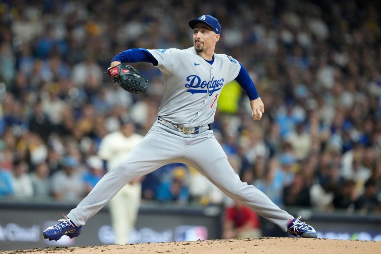Snell spectacular and Dodgers barely hold on in 9th to beat Brewers 2-1 in NLCS opener | iNFOnews.ca