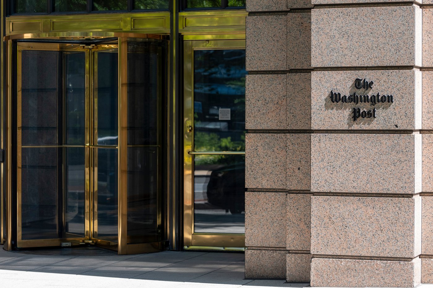 Washington Post ordered to reinstate Black opinion writer fired after Charlie Kirk posts | iNFOnews.ca