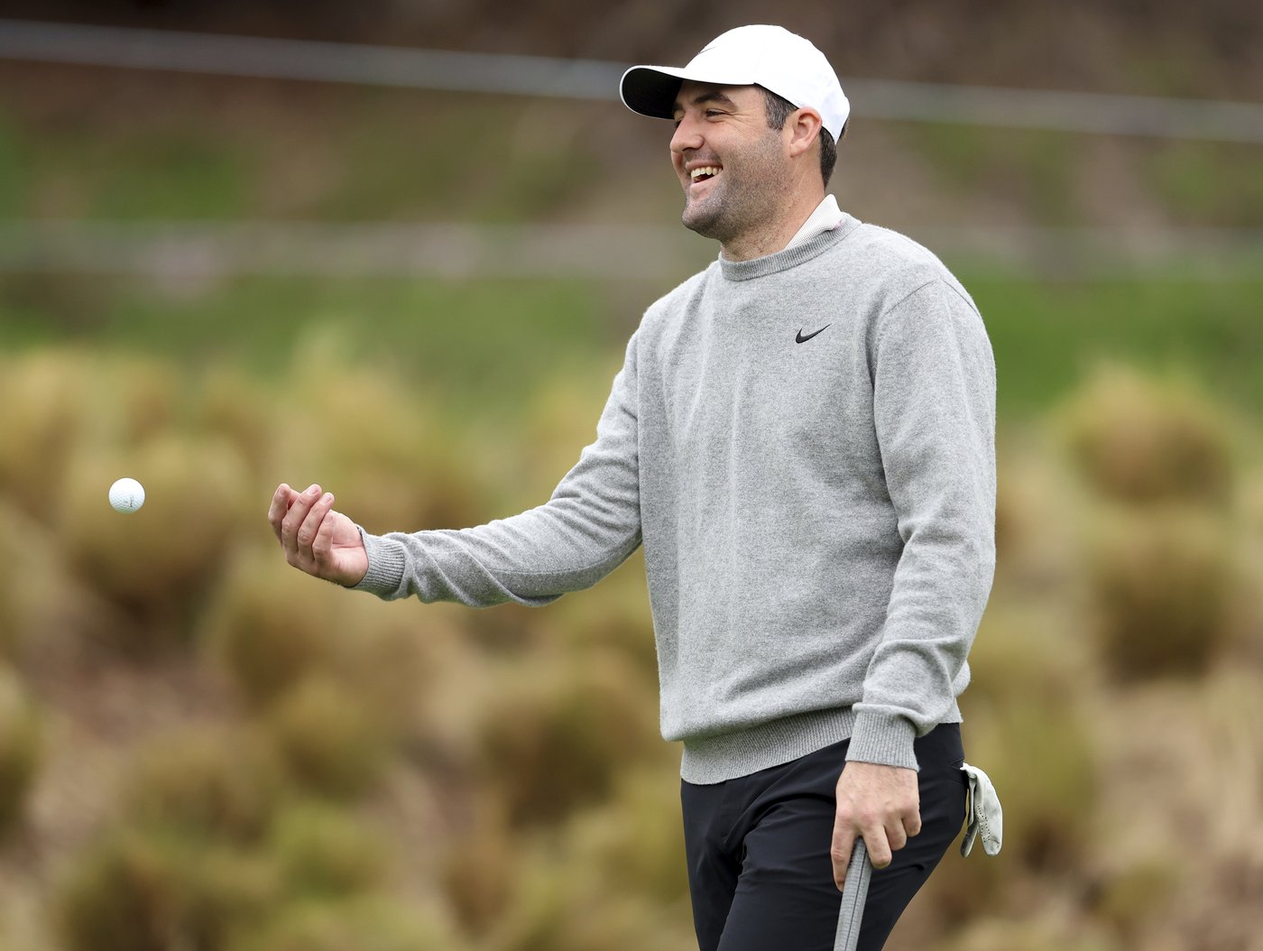 McIlroy and Lowry come up aces, Scheffler back with a 67 and Henley takes Pebble Beach lead | iNFOnews.ca McIlroy and Lowry come up aces, Scheffler back with a 67 and Henley takes Pebble Beach lead | iNFOnews.ca