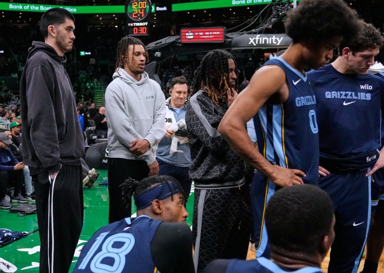 Grizzlies' Ja Morant sidelined for at least 2 weeks with strained calf | iNFOnews.ca