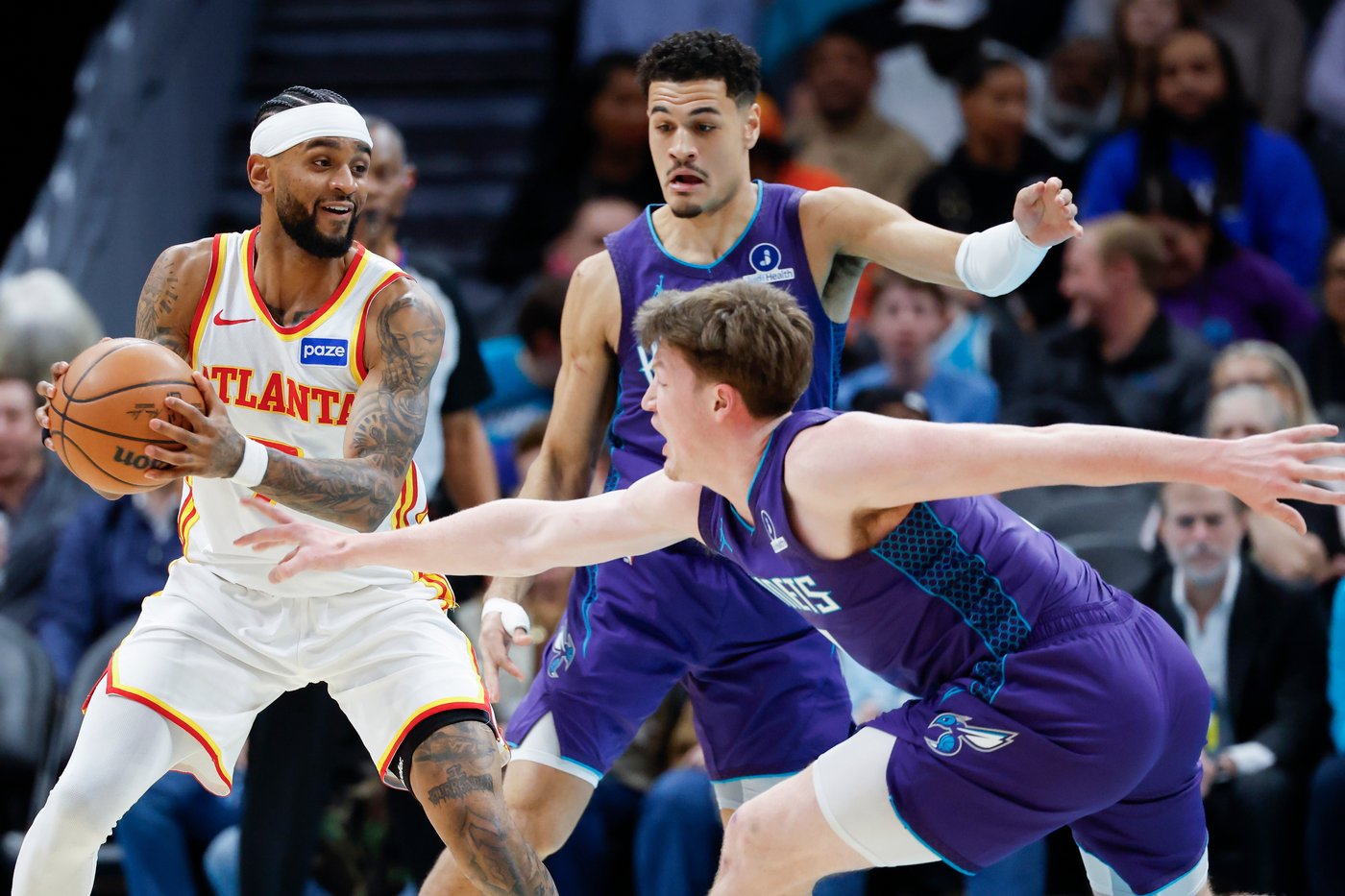 Brandon Miller scores 31 points, Hornets hold on to beat Hawks 110-107 | iNFOnews.ca Brandon Miller scores 31 points, Hornets hold on to beat Hawks 110-107 | iNFOnews.ca