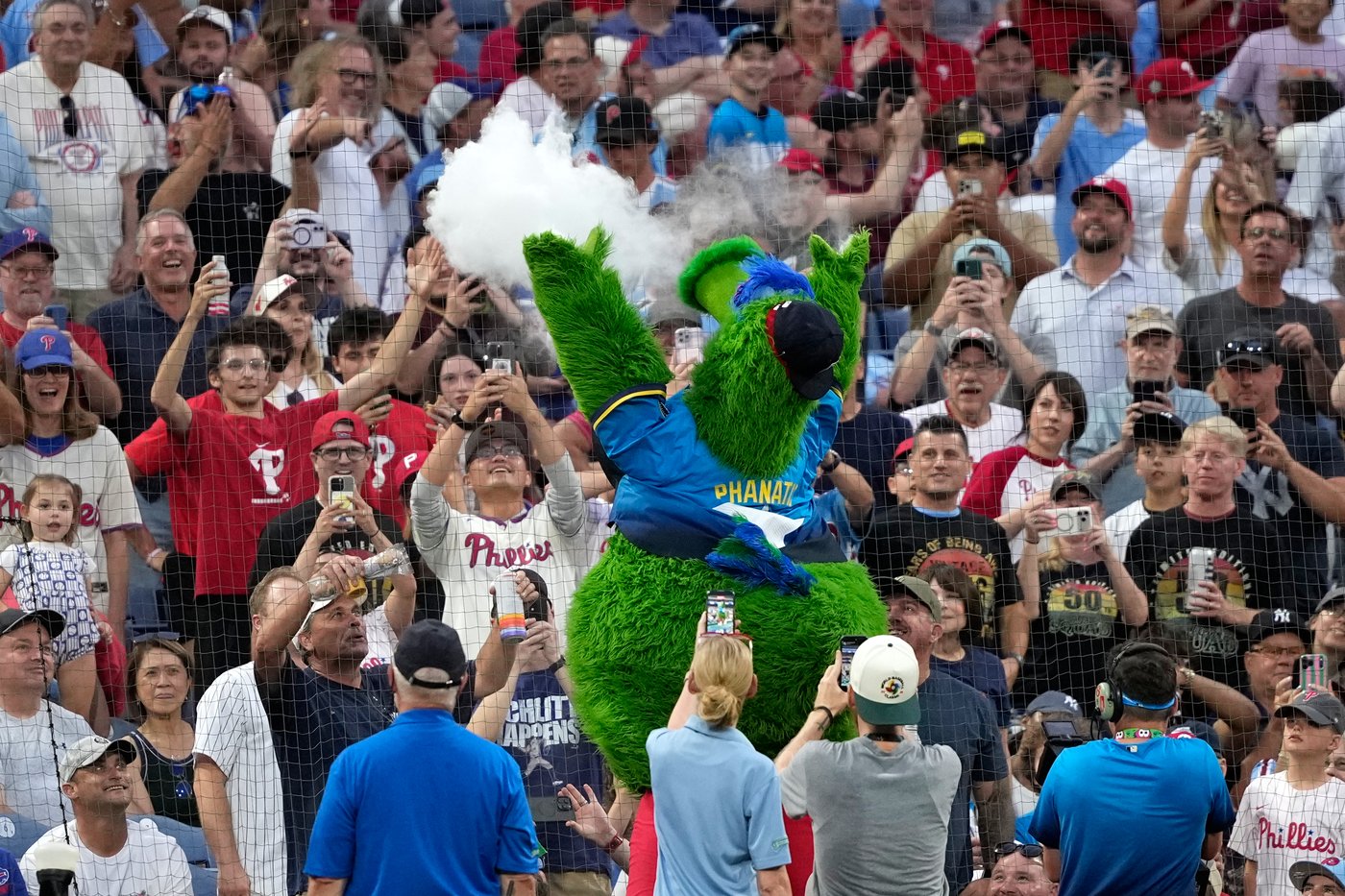 Schlitter strikes out 12, Goldschmidt homers as Yankees beat Phillies 1-0 | iNFOnews.ca Schlitter strikes out 12, Goldschmidt homers as Yankees beat Phillies 1-0 | iNFOnews.ca