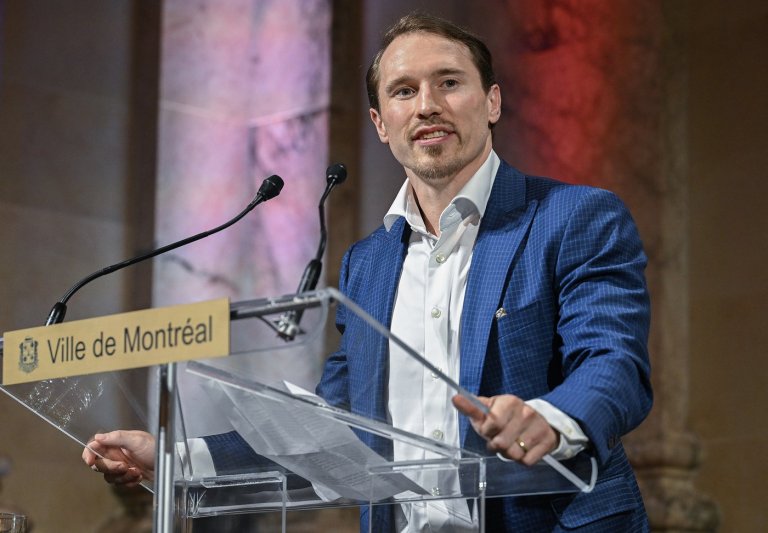 Brendan Gallagher named honorary citizen in Montreal as Canadiens exit nears | iNFOnews.ca