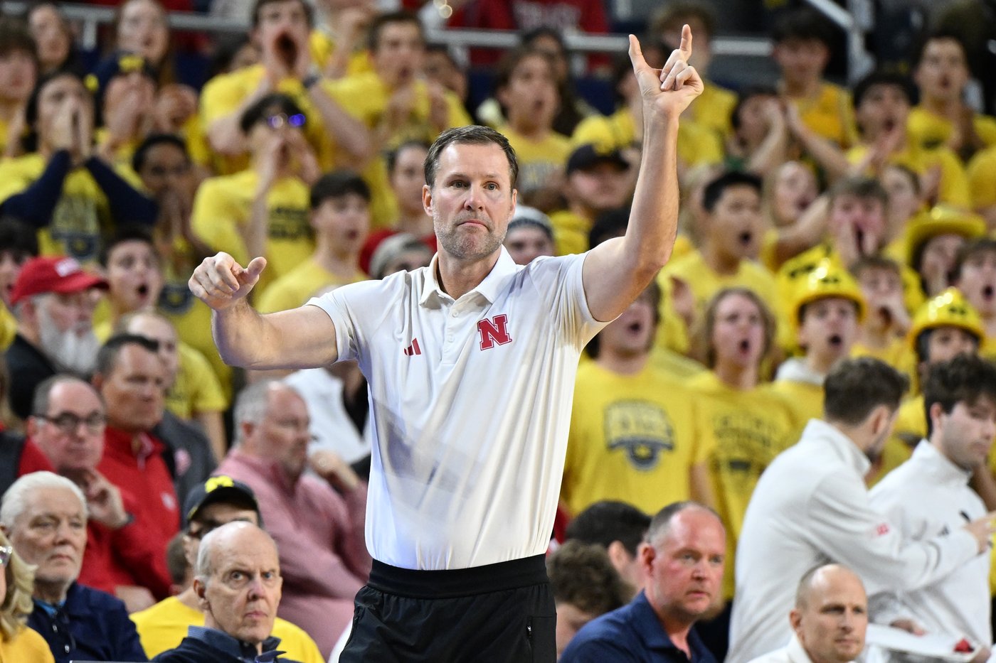 No. 5 Nebraska short-handed in 75-72 loss to No. 3 Michigan, missing Rienk Mast and Braden Frager | iNFOnews.ca
