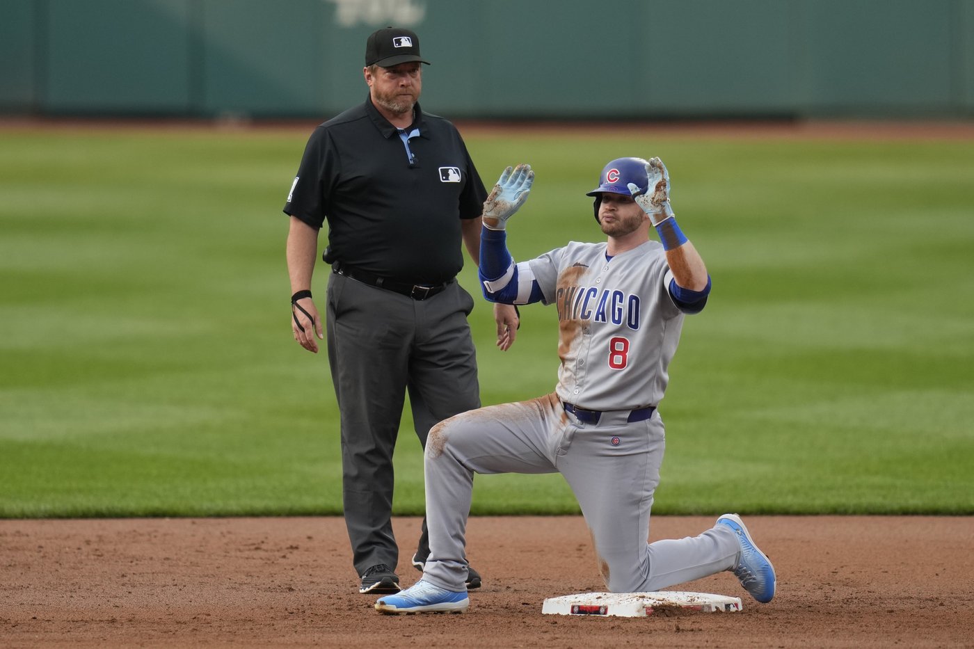 Happ homers, has 4 RBIs on 3 hits as Cubs down Nats 7-1 | iNFOnews.ca