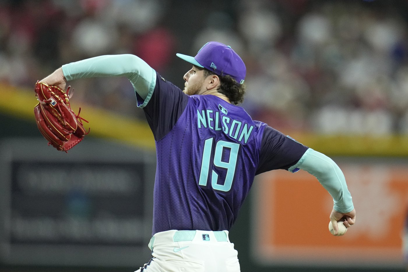 Nelson retires first 16 Royals, Carroll returns in Diamondbacks' 7-1 victory | iNFOnews.ca