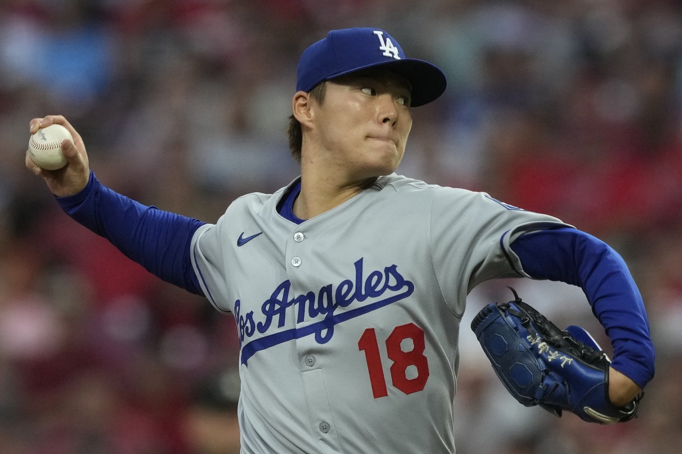 Ohtani's two-run double extends hitting streak as Dodgers defeat Reds 5-2 | iNFOnews.ca Ohtani's two-run double extends hitting streak as Dodgers defeat Reds 5-2 | iNFOnews.ca