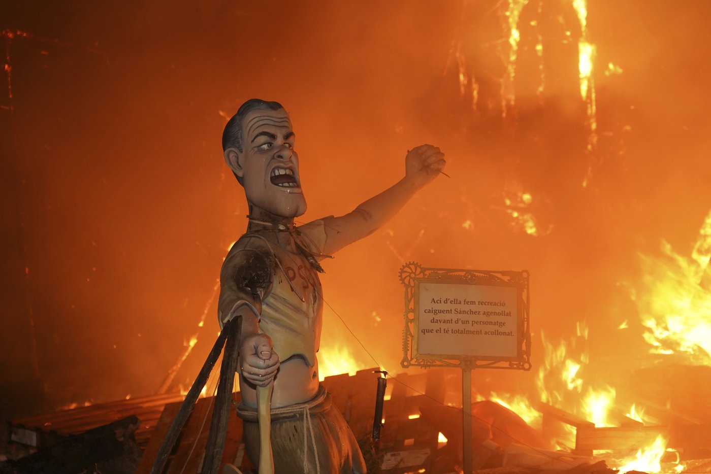 Valencia seeks catharsis in traditional burning of sculptures months after deadly floods | iNFOnews.ca
