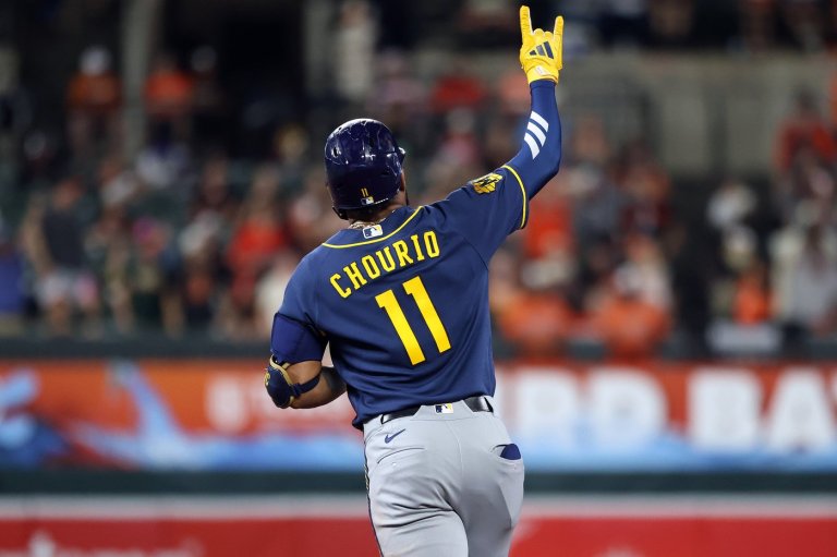 Chourio's homer and Frelick's RBI single in 10th carry Brewers past Orioles 6-5 | iNFOnews.ca