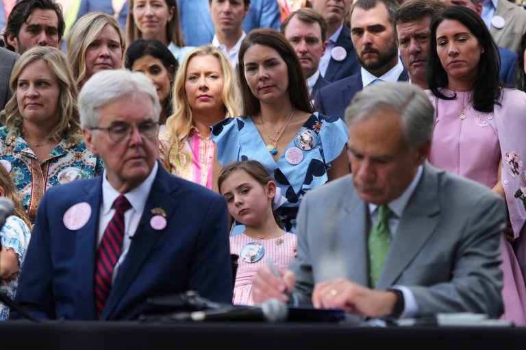 A timeline of key events in the deadly flooding at Camp Mystic in Texas | iNFOnews.ca