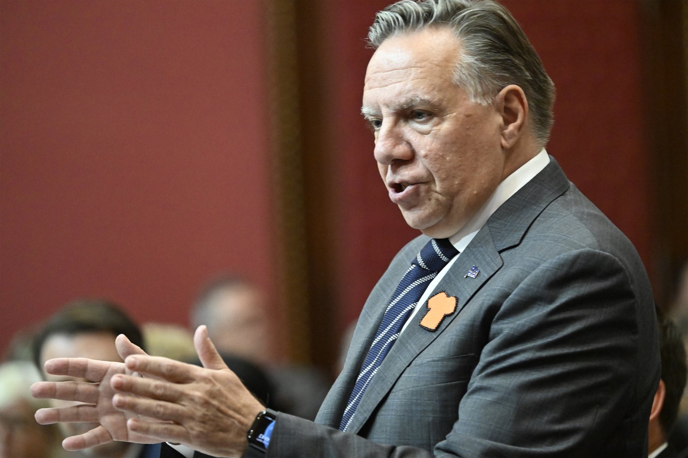 Quebec premier says Ottawa should forcibly relocate half of asylum seekers | iNFOnews.ca