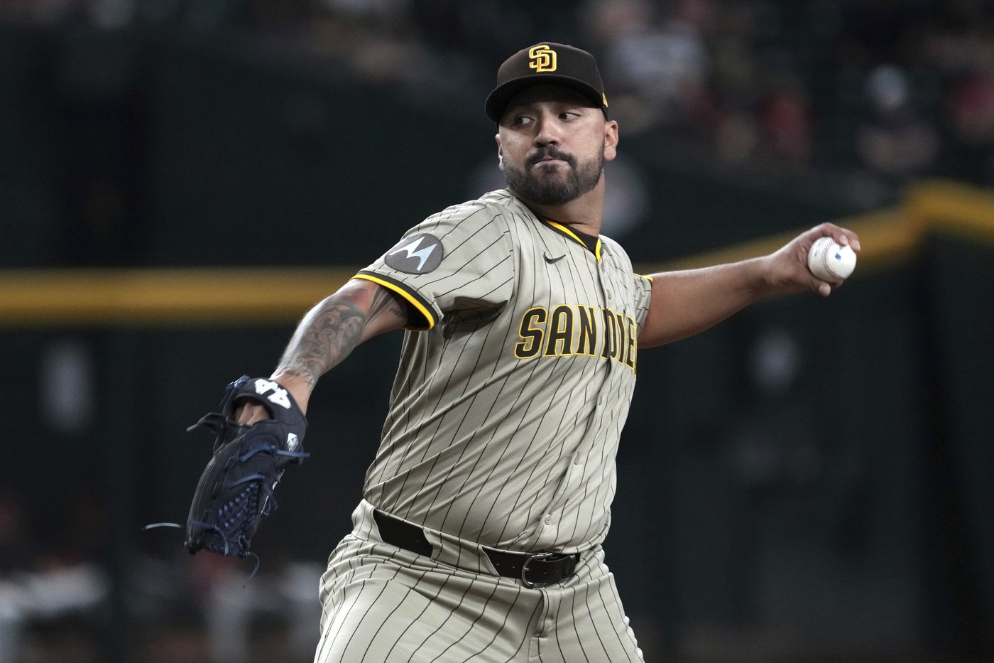 Jose Iglesias lines go-ahead single in 9th, Padres rally to beat Diamondbacks 3-2 | iNFOnews.ca Jose Iglesias lines go-ahead single in 9th, Padres rally to beat Diamondbacks 3-2 | iNFOnews.ca