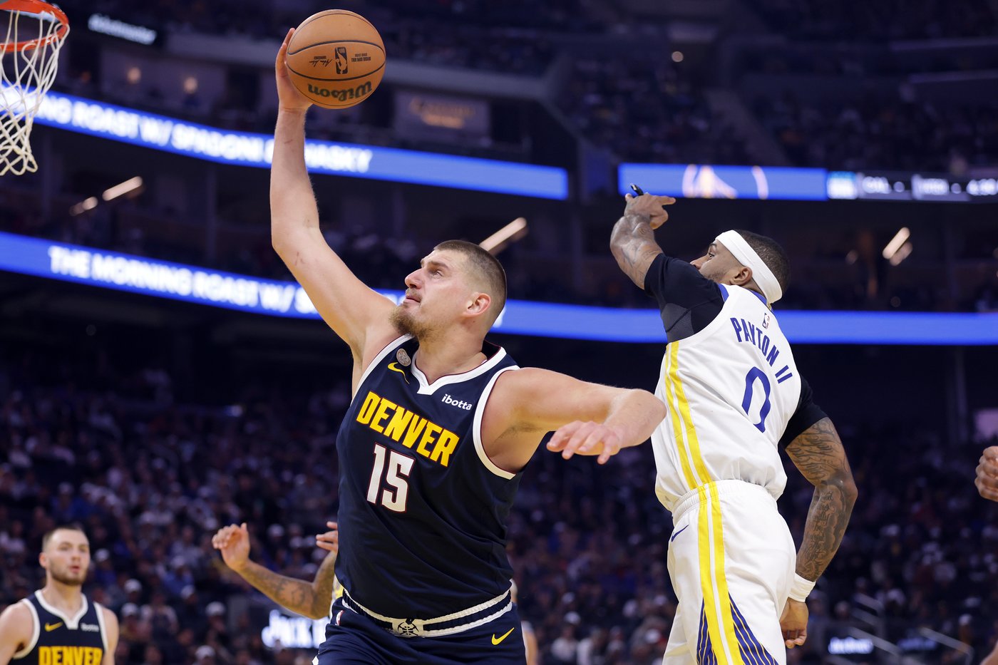 Stephen Curry's 42 points lift Warriors over Nuggets in thrilling 137-131 OT win | iNFOnews.ca Stephen Curry's 42 points lift Warriors over Nuggets in thrilling 137-131 OT win | iNFOnews.ca