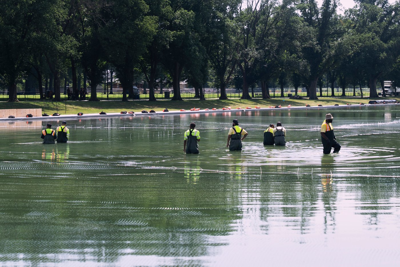 Former Olympian indicted on felony charge over alleged Reflecting Pool vandalism | iNFOnews.ca