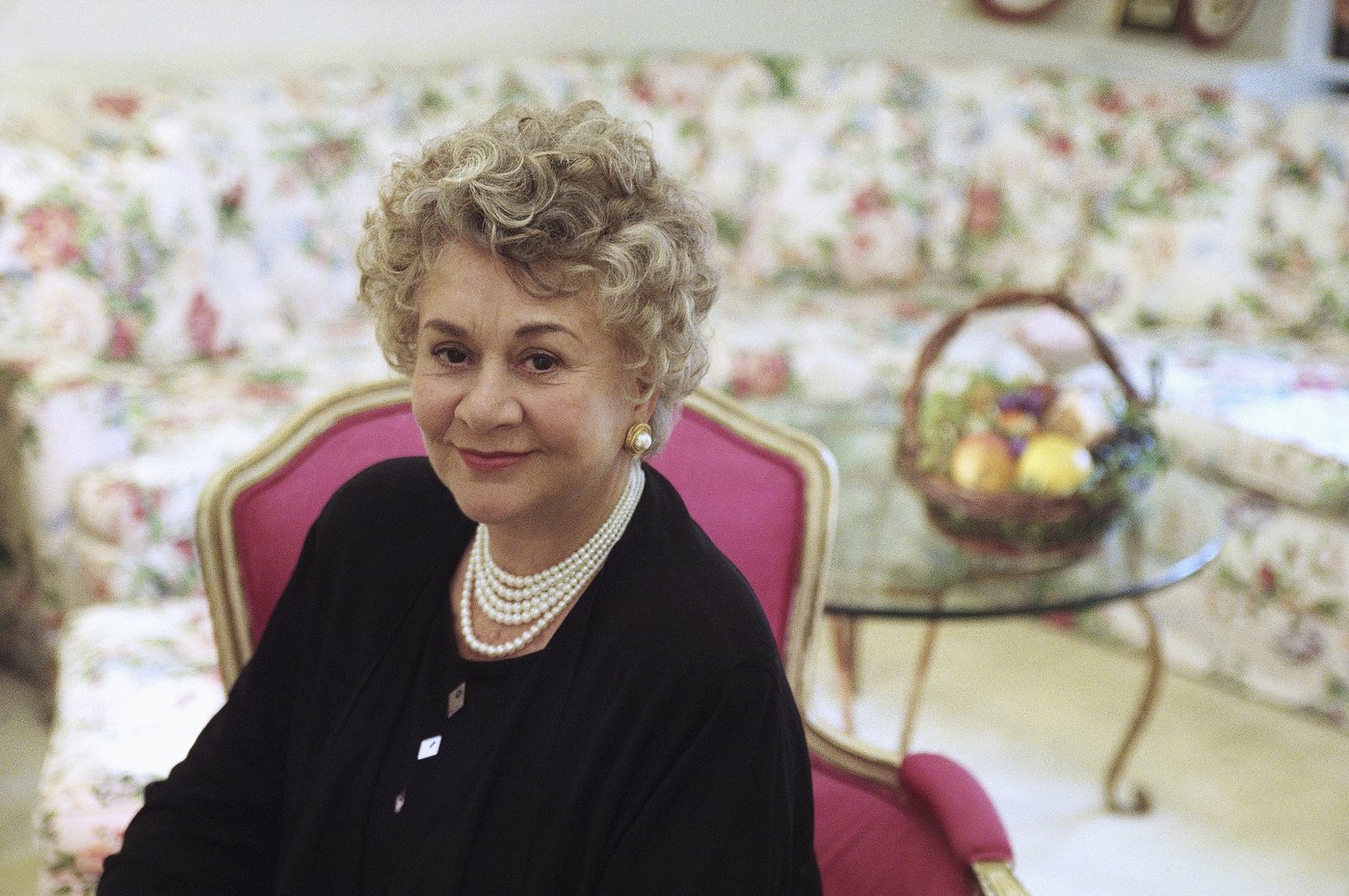 Tony Award-winning British actor Joan Plowright, widow of Laurence Olivier, dies at 95 | iNFOnews.ca Tony Award-winning British actor Joan Plowright, widow of Laurence Olivier, dies at 95 | iNFOnews.ca