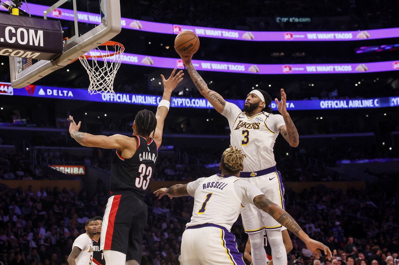 Without LeBron James, Lakers roll past Trail Blazers 107-98 to end 3-game skid | iNFOnews.ca