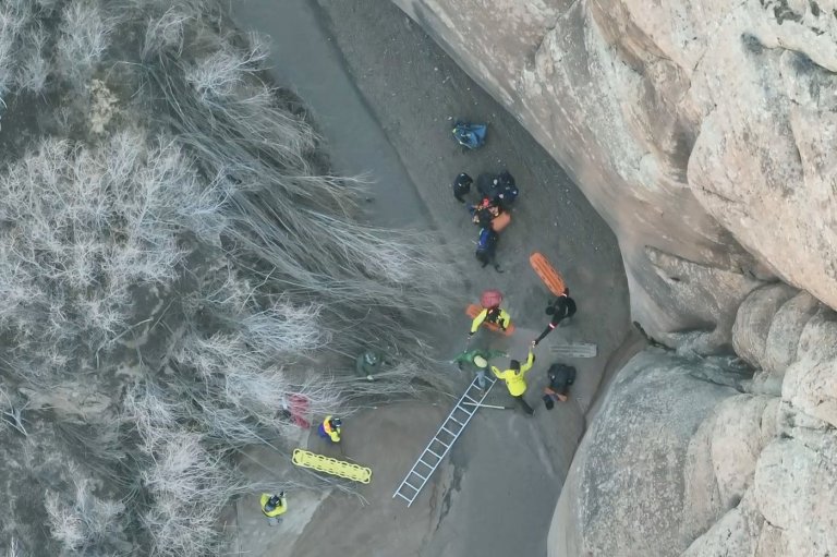 Hiker mired in quicksand in Utah's Arches National Park is rescued unharmed | iNFOnews.ca
