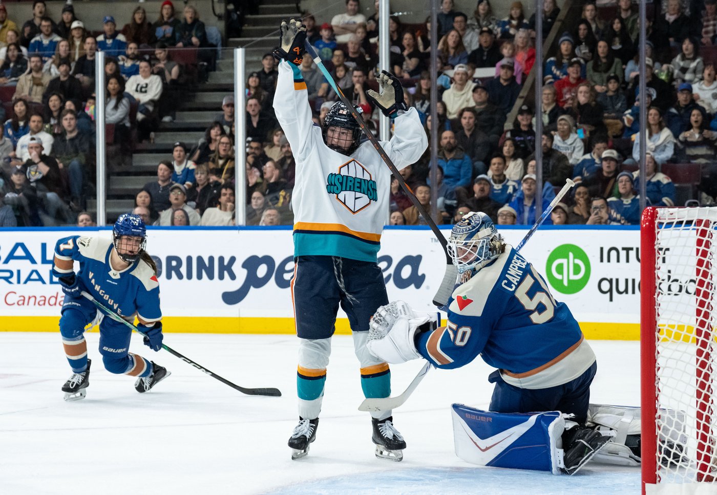 Segedi scores, Vancouver Goldeneyes snap skid with 5-2 win over New York Sirens | iNFOnews.ca Segedi scores, Vancouver Goldeneyes snap skid with 5-2 win over New York Sirens | iNFOnews.ca
