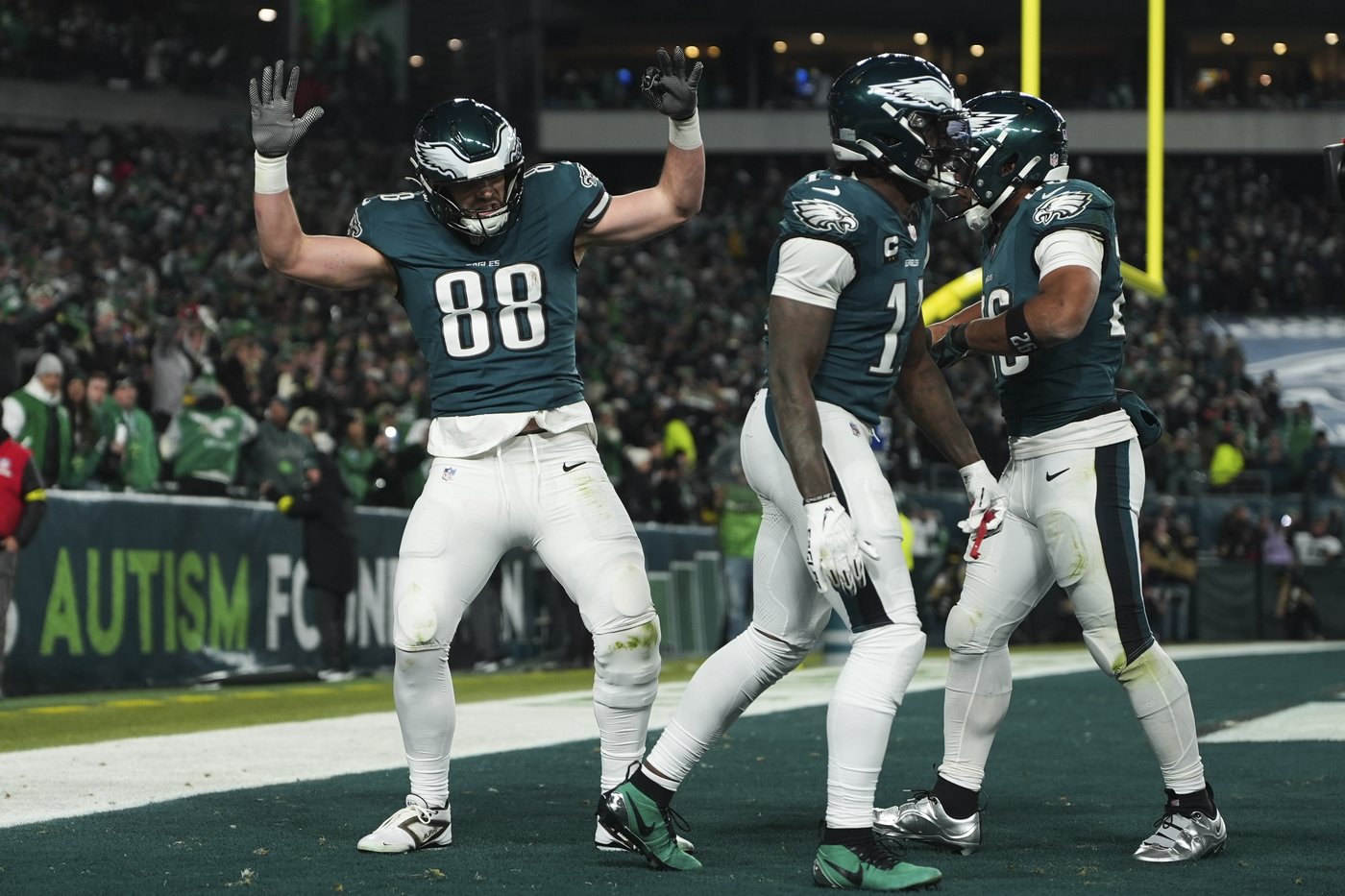 Eagles advance in the playoffs even with a modest effort from Jalen Hurts | iNFOnews.ca